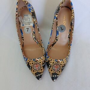 Aldo Black and Blue Heels Elegant Design